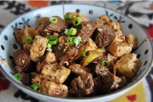 百味牛腩燒豆腐
