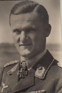 京特&middot;魯佐