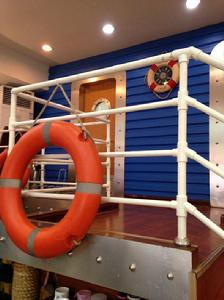 活動艙壁 活動艙壁