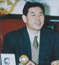 徐懷謙[山東景陽岡酒業有限公司董事長]