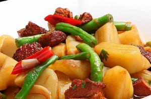 土豆燉四季豆 土豆燉四季豆