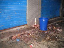 水果店一片狼藉