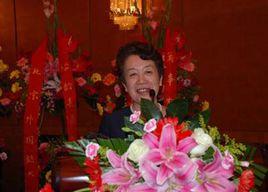 李英男[北京外國語大學俄語中心主任]