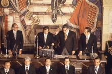 1978年，圖爾瓦伊宣誓就職總統