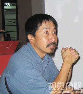 張火炎[清華大學美術學院裝潢系副教授]