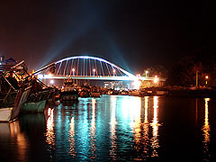 南方澳的跨港大橋