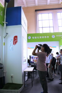 iPole智慧燈桿受到媒體及社會的關注