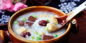 腐竹豬血粥 腐竹豬血粥