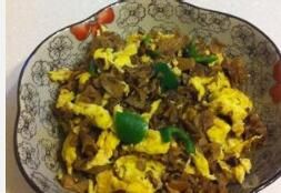 山蘑炒雞蛋 山蘑炒雞蛋