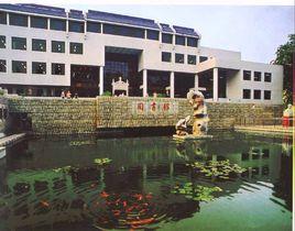 曲師大圖書館 曲師大圖書館