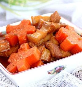 土豆胡蘿蔔紅燒肉 土豆胡蘿蔔紅燒肉