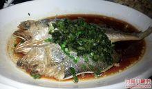 雪菜蒸大黃魚