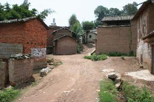 （圖）村內道路