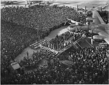 威奇塔，1945年2月第1000架B-29交付儀式