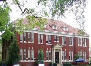 夏洛特皇后大學 夏洛特皇后大學