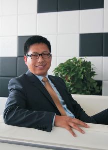 孫旭東先生：董事長 總裁