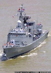 F25T型納來頌恩級飛彈護衛艦