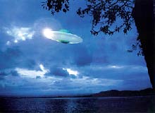 不明潛水飛行物 不明潛水飛行物