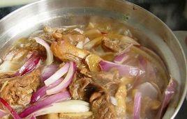 洋蔥燜鴨 洋蔥燜鴨