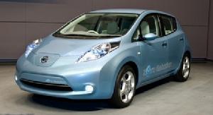 日產聆風 日產聆風