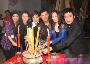 《金錢誘惑》 《金錢誘惑》