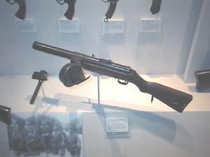 德國MP-18衝鋒鎗