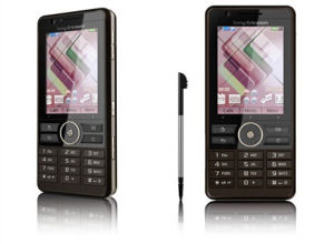 索尼愛立信 G900