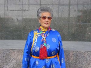 寶音德力格爾[呼倫貝爾教研室副主任]