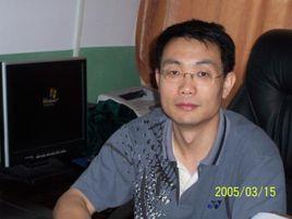 鄭直[許昌市政協副主席、許昌學院副院長]