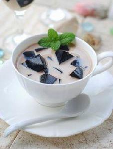 仙草凍奶茶 仙草凍奶茶