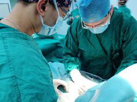 心臟穿透傷縫合術 心臟穿透傷縫合術