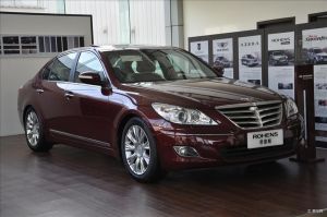 現代勞恩斯 現代勞恩斯