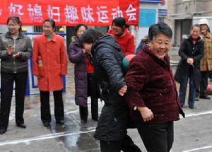 （圖）婆媳運動會