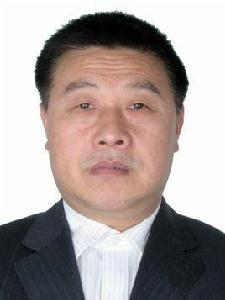 白文華[江西省泰和縣原縣委常委、委員]