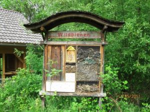 昆蟲旅館 昆蟲旅館