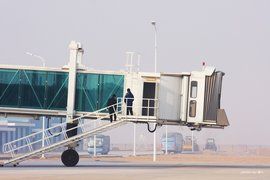 巴彥淖爾機場 巴彥淖爾機場