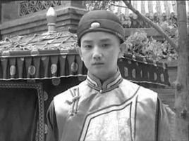 李楠[扭曲的機器主音吉他手]