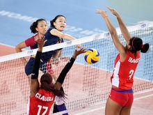 接應秦思宇扣球