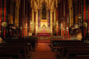 西什庫教堂內部