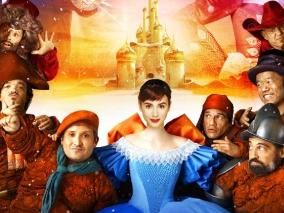 《白雪公主之魔鏡魔鏡》 《白雪公主之魔鏡魔鏡》