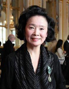 尹正熙[1944年出生韓國女演員]