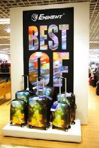 雅士拉桿箱 雅士拉桿箱