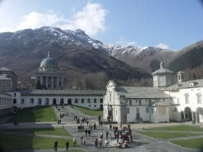 皮埃蒙特及倫巴第聖山 皮埃蒙特及倫巴第聖山