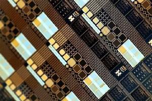 自旋憶阻器 自旋憶阻器