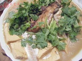 鯰魚燉豆腐 鯰魚燉豆腐