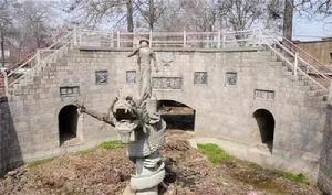 英雄渠[河南省滎陽市]