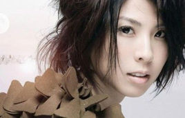 2015華語金曲獎“最佳國語女歌手”。