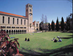 西澳大學