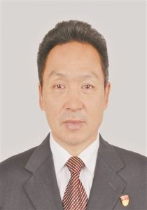 趙衛東[臨滄市人民政府副市長、臨滄市公安局局長]