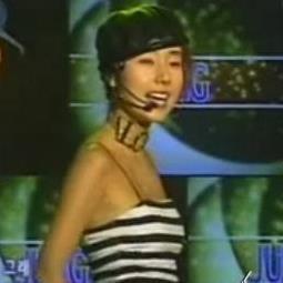 呀[李貞賢2003年韓語歌]